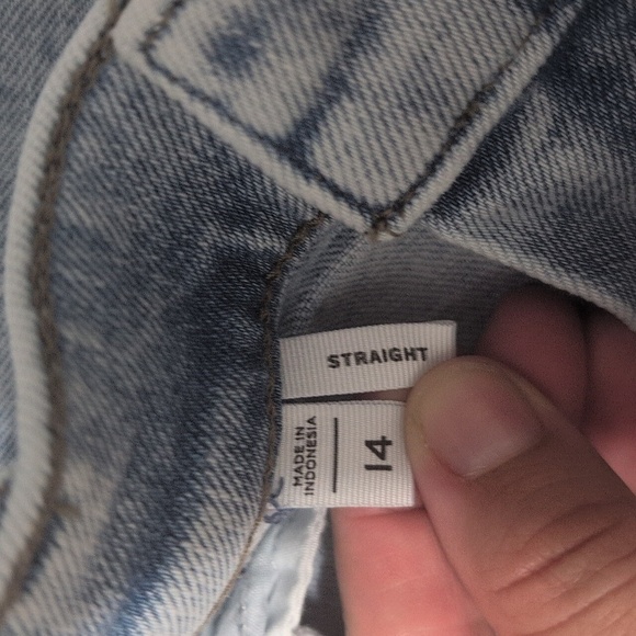 LOFT Light Wash Straight Leg Jeans size 14 - Picture 5 of 12